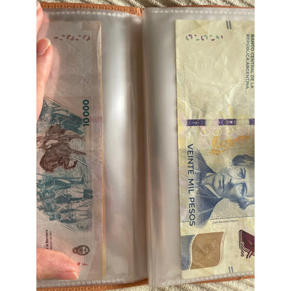 צילום לקוח: שטרות בכיס